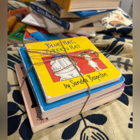 Board book bundle! (4 books ages 2-5) - Picture 10 of 10